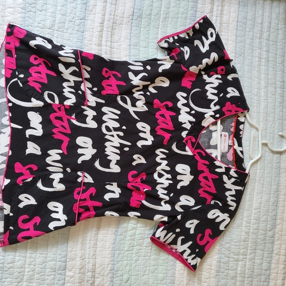 Scrub shirts - Picture 4 of 15